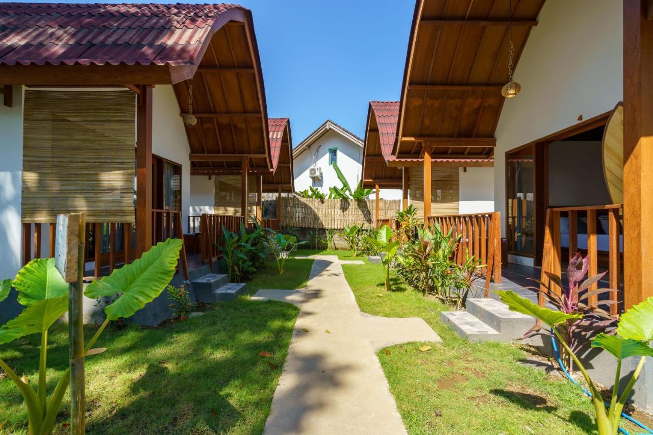Twiny'S Hotel Kuta  Bagian luar foto